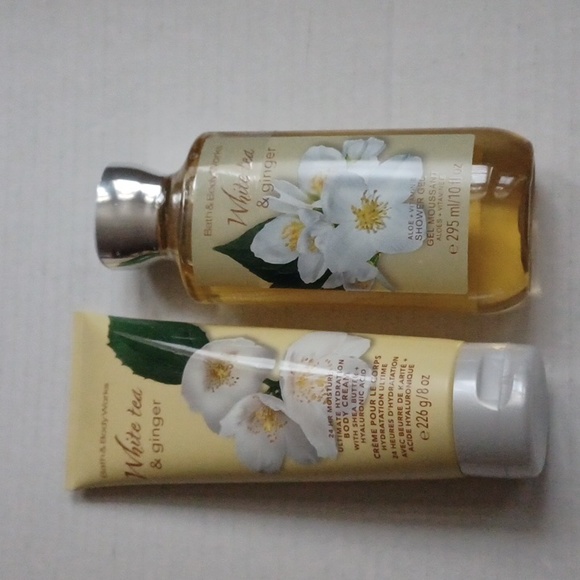 4/$60 New "White Tea & Ginger" Body Cream & Shower Gel Set -2 Bottles (1 Sealed) - Picture 1 of 10